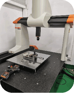 Dimensional inspection equipment for tungsten carbide components
