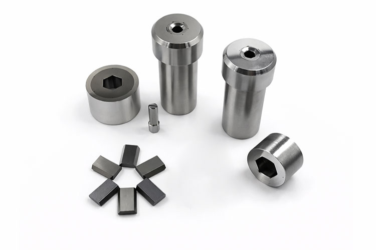 Filière de métallurgie des poudres pour le contrôle de la qualité des pièces de fixation